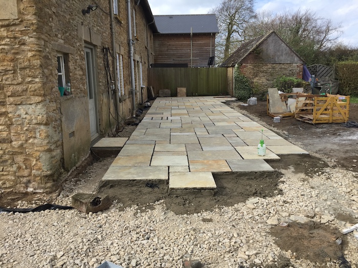 millrick-construction-oxford-circle-sandstone-patio06